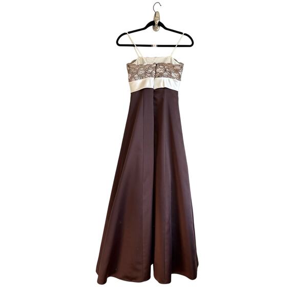 VTG Brown Satin Evening Gown – Ivory Lace Bodice, Spaghetti Straps, Made in USA - Picture 5 of 8